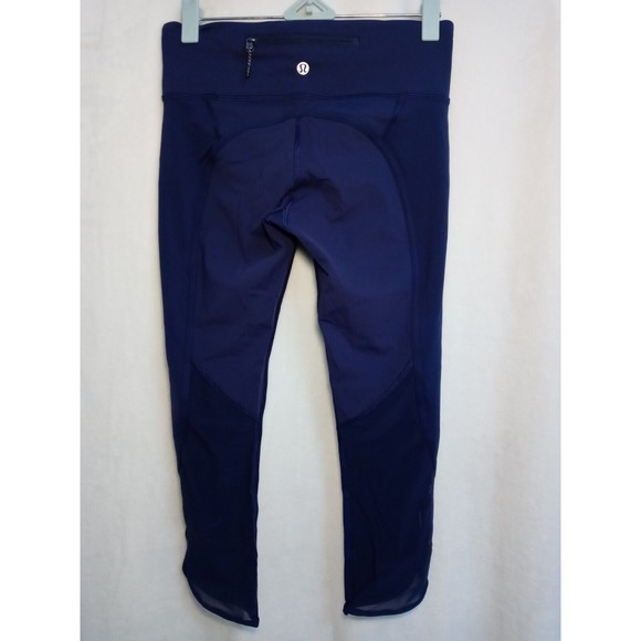 Lululemon Beat the Heat Crop Pants Hero Blue Navy Keyhole Mesh Zip Pocket Size 4 - Picture 5 of 11